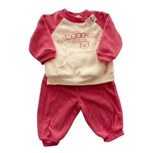 NWT Baby Girl Fleece Matching Set. Size 6-9 Months.